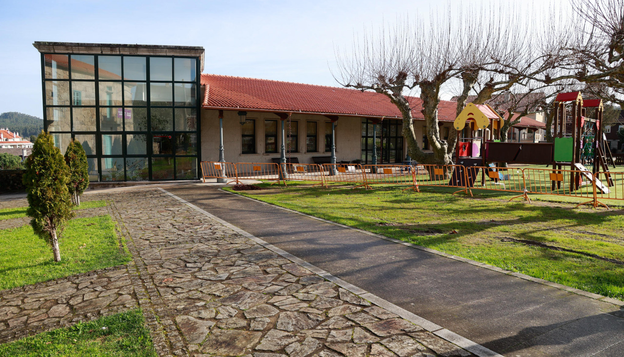 La formación tendrá lugar en el edificio Multiusos de O Mosteiro