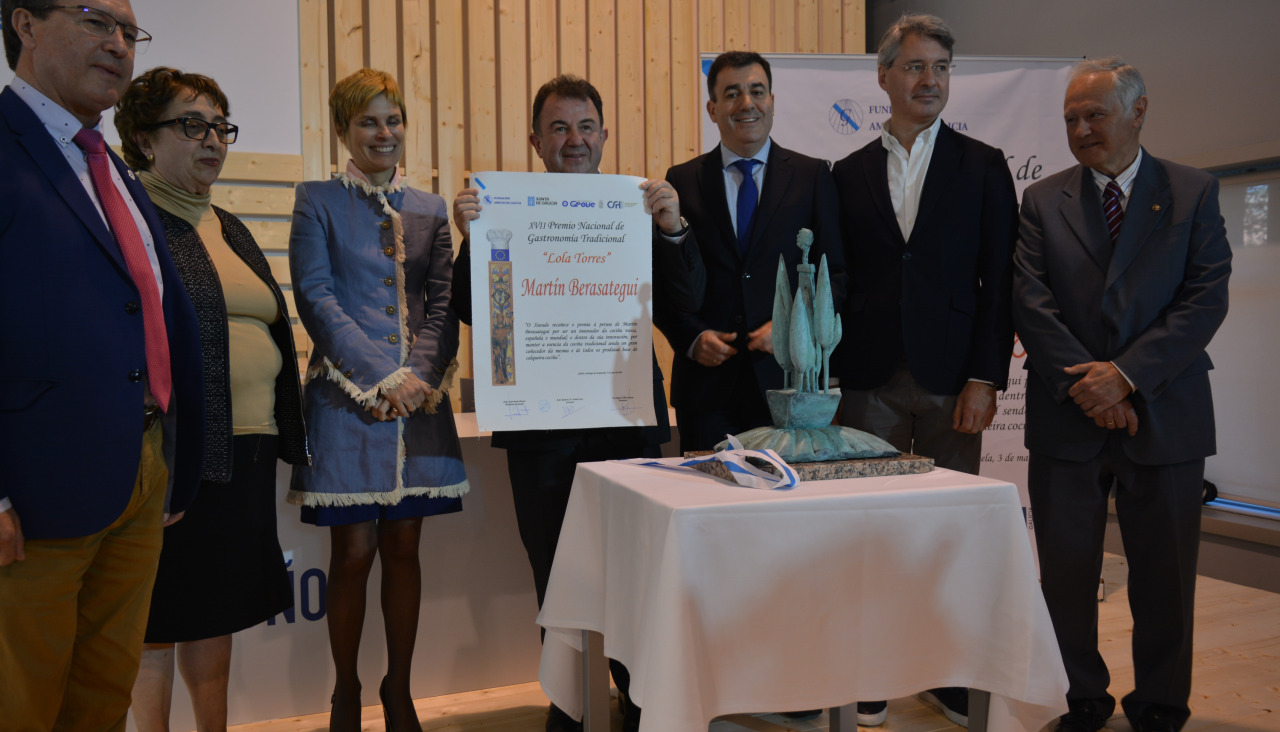 premio lola torres