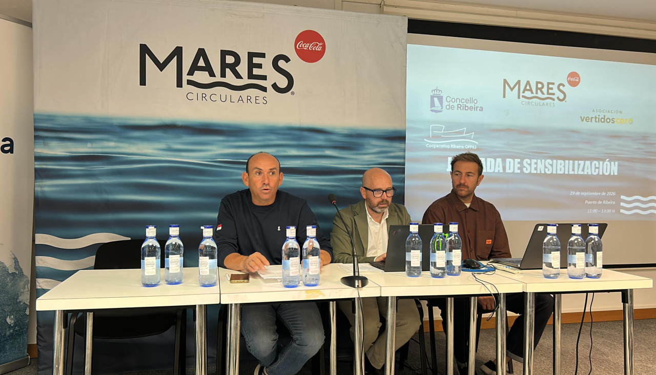 Presentación de 'Mares Circulares' en Ribeira