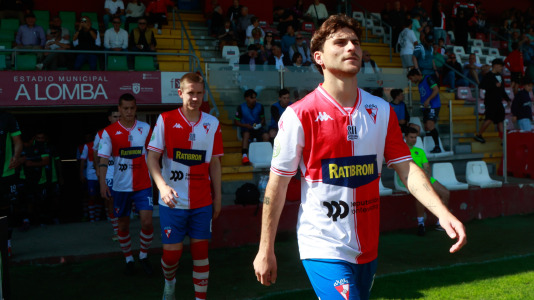 Las imágenes del partido que enfrentó al Arosa contra el Boiro