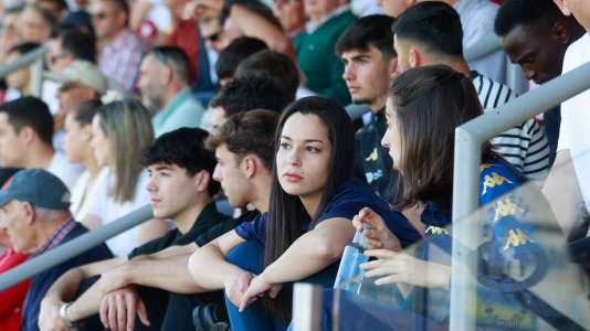 Las imágenes del partido que enfrentó al Arosa contra el Boiro