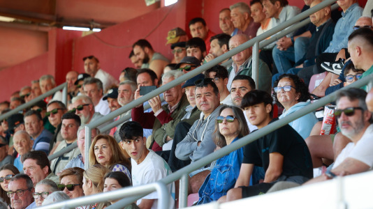 Las imágenes del partido que enfrentó al Arosa contra el Boiro