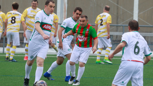 Xornada de fútbol inclusivo no campo de Berdón