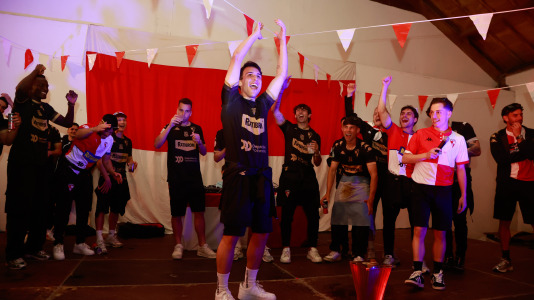 El Arosa SC celebra su ascenso a segunda RFEF