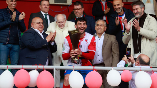 El Arosa SC celebra su ascenso a segunda RFEF