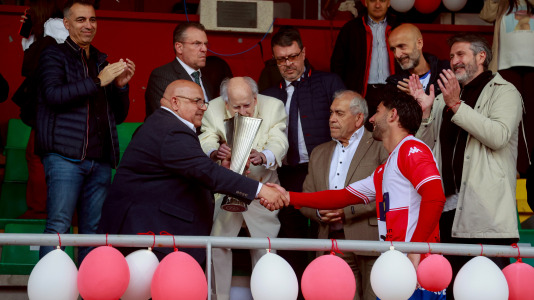 El Arosa SC celebra su ascenso a segunda RFEF