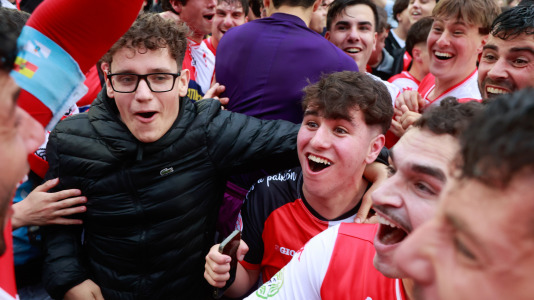 El Arosa SC celebra su ascenso a segunda RFEF