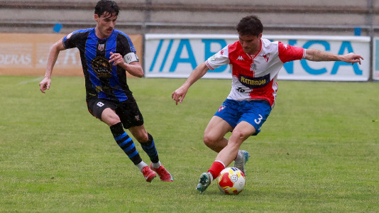 El Arosa SC celebra su ascenso a segunda RFEF
