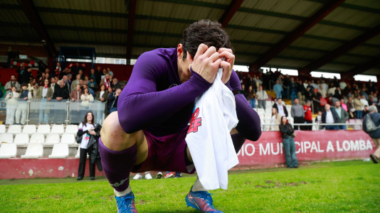 El Arosa SC celebra su ascenso a segunda RFEF