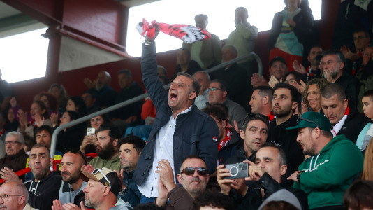 El Arosa SC celebra su ascenso a segunda RFEF