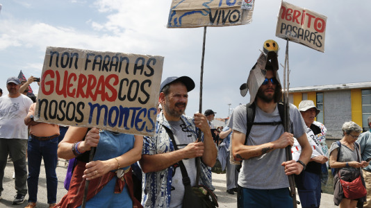 Manifestación en A Illa