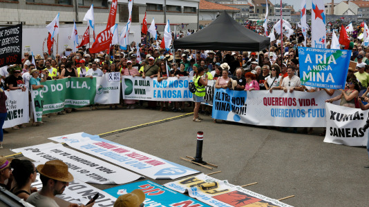 Manifestación en A Illa