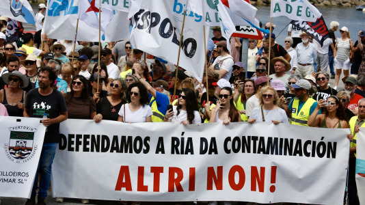 Manifestación en A Illa