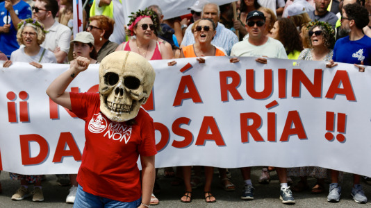 Manifestación en A Illa