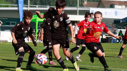 El torneo Benjamín abarrotó A Senra