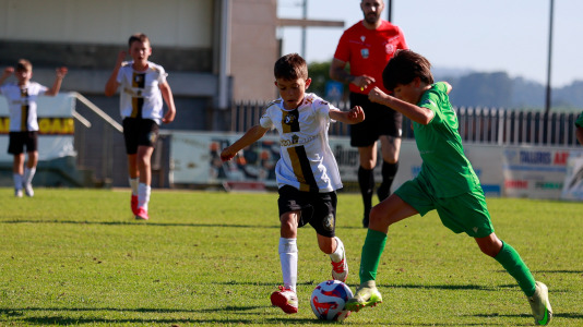 El torneo Benjamín abarrotó A Senra