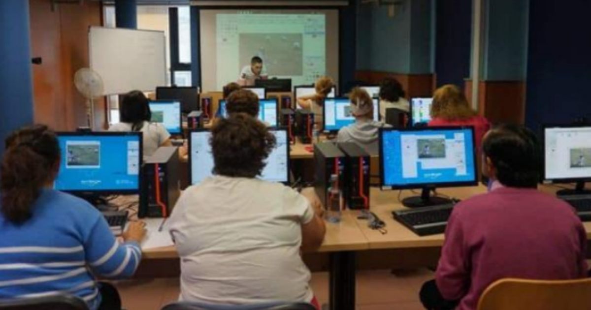 El aula Cemit de Boiro oferta para este mes tres cursos formativos ...