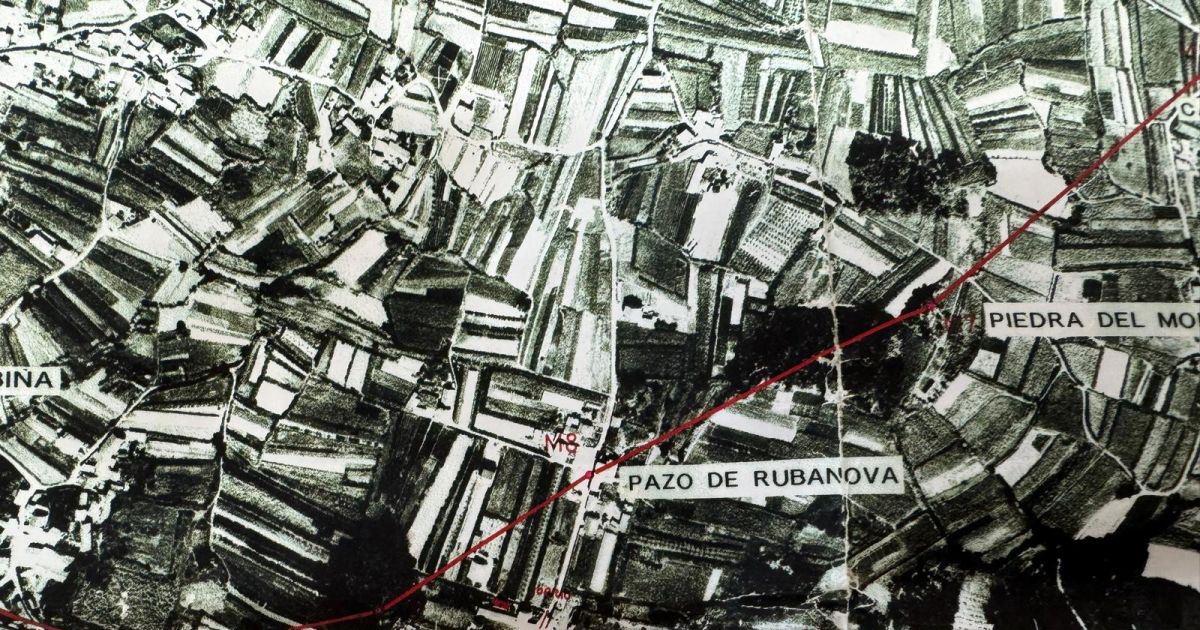 La mayoría de mapas incluyen la capilla de Rúa Nova del lado de Vilanova